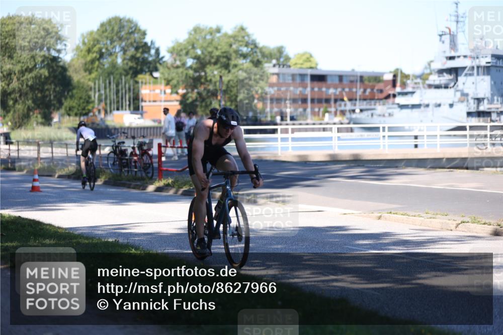 17.08.2025 - KN Förde Triathlon 2025 Yannick Fuchs http://msf.ph/oto/8627966 17.08.2025 13:34:10 Radfahren 481, 520, 494, 510, 512 meine-sportfotos.de