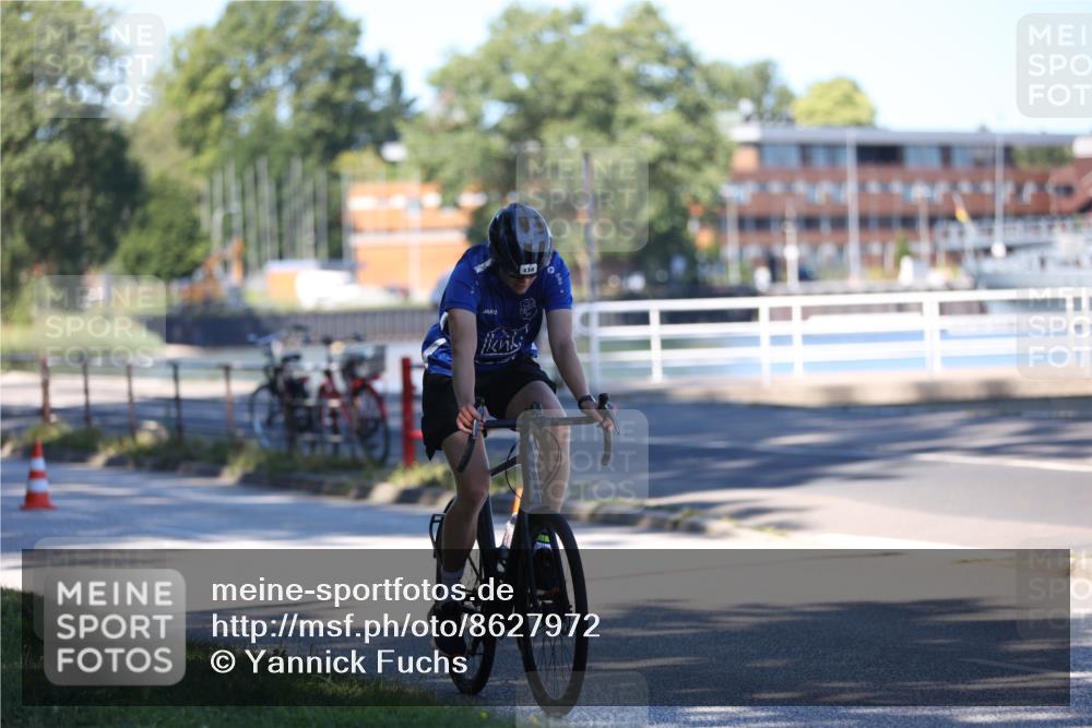 17.08.2025 - KN Förde Triathlon 2025 Yannick Fuchs http://msf.ph/oto/8627972 17.08.2025 13:34:26 Radfahren 410, 438, 535, 542, 549 meine-sportfotos.de