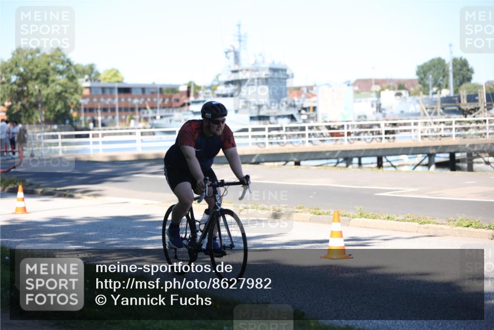 17.08.2025 - KN Förde Triathlon 2025 Yannick Fuchs http://msf.ph/oto/8627982 17.08.2025 13:34:29 Radfahren 410, 438, 535, 542, 549 meine-sportfotos.de