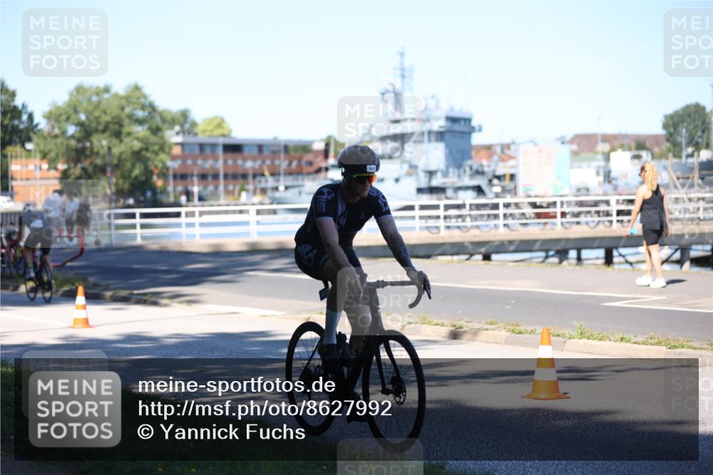 17.08.2025 - KN Förde Triathlon 2025 Yannick Fuchs http://msf.ph/oto/8627992 17.08.2025 13:34:34 Radfahren 542, 410, 438, 535 meine-sportfotos.de