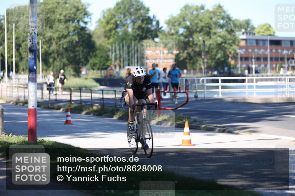 17.08.2025 - KN Förde Triathlon 2025 Yannick Fuchs http://msf.ph/oto/8628008 17.08.2025 13:34:56 Radfahren 484, 514, 524, 527, 486 meine-sportfotos.de