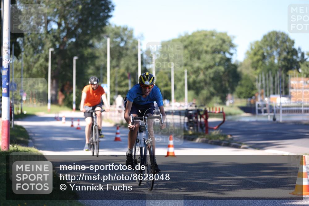 17.08.2025 - KN Förde Triathlon 2025 Yannick Fuchs http://msf.ph/oto/8628048 17.08.2025 13:40:33 Radfahren 478, 485 meine-sportfotos.de