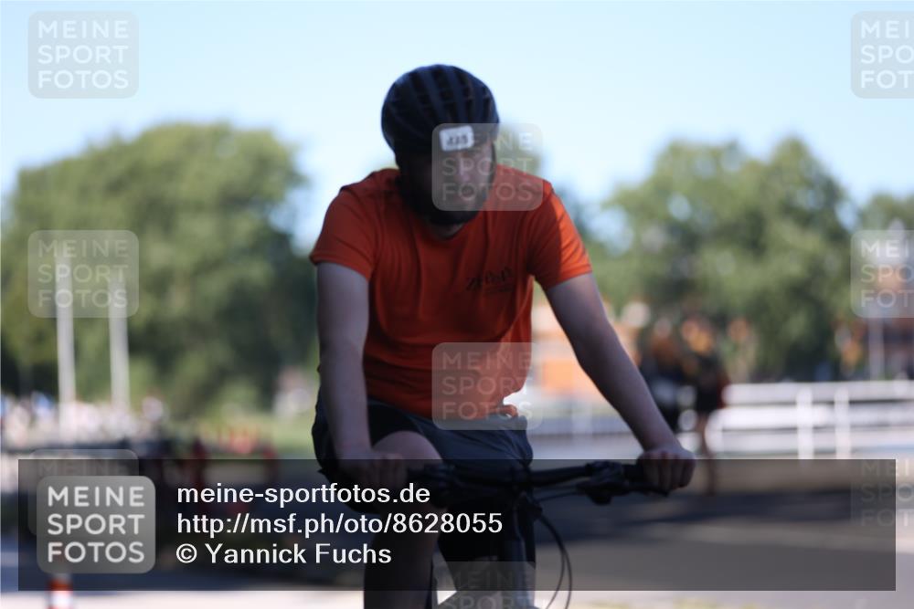 17.08.2025 - KN Förde Triathlon 2025 Yannick Fuchs http://msf.ph/oto/8628055 17.08.2025 13:40:36 Radfahren 478, 485 meine-sportfotos.de
