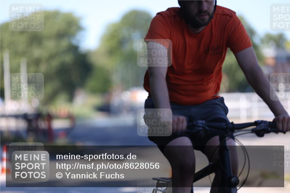 17.08.2025 - KN Förde Triathlon 2025 Yannick Fuchs http://msf.ph/oto/8628056 17.08.2025 13:40:36 Radfahren 478, 485 meine-sportfotos.de