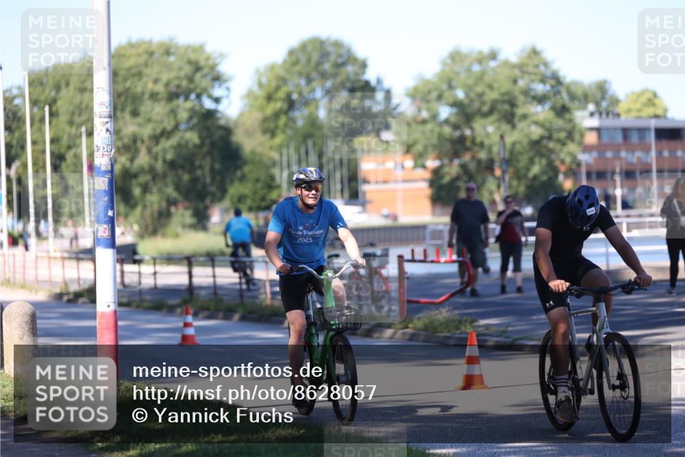 17.08.2025 - KN Förde Triathlon 2025 Yannick Fuchs http://msf.ph/oto/8628057 17.08.2025 13:41:33 Radfahren 492, 495, 526 meine-sportfotos.de