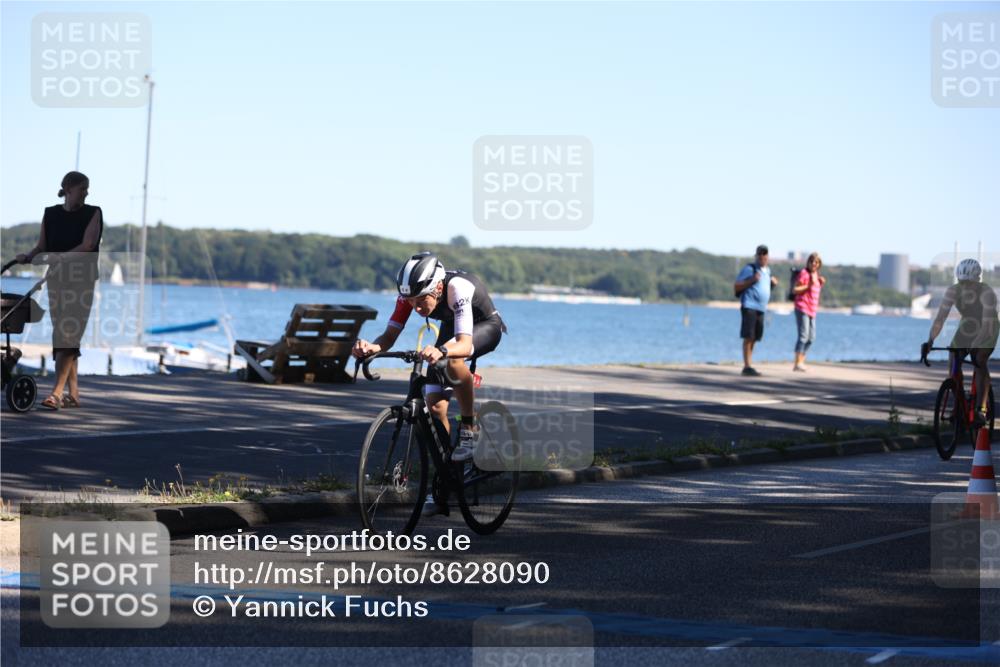17.08.2025 - KN Förde Triathlon 2025 Yannick Fuchs http://msf.ph/oto/8628090 17.08.2025 14:54:36 Radfahren 5, 9, 10, 16 meine-sportfotos.de