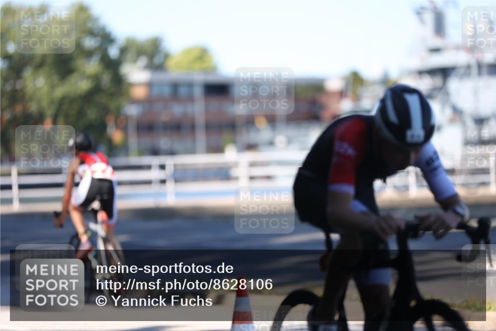 17.08.2025 - KN Förde Triathlon 2025 Yannick Fuchs http://msf.ph/oto/8628106 17.08.2025 14:55:59 Radfahren 5, 8, 9, 10, 7, 16 meine-sportfotos.de