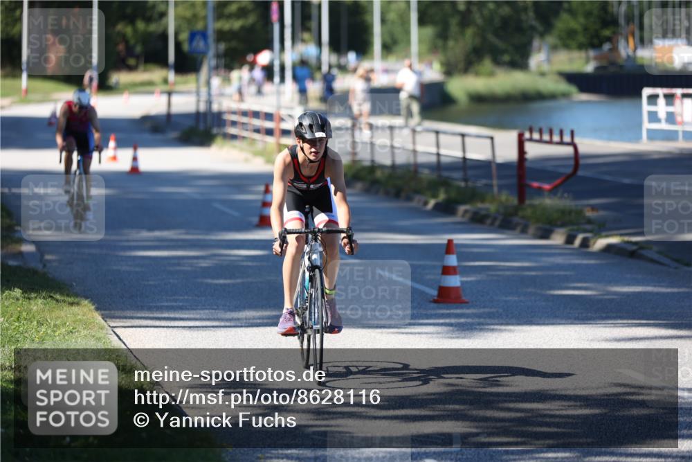 17.08.2025 - KN Förde Triathlon 2025 Yannick Fuchs http://msf.ph/oto/8628116 17.08.2025 14:57:28 Radfahren 7, 8 meine-sportfotos.de