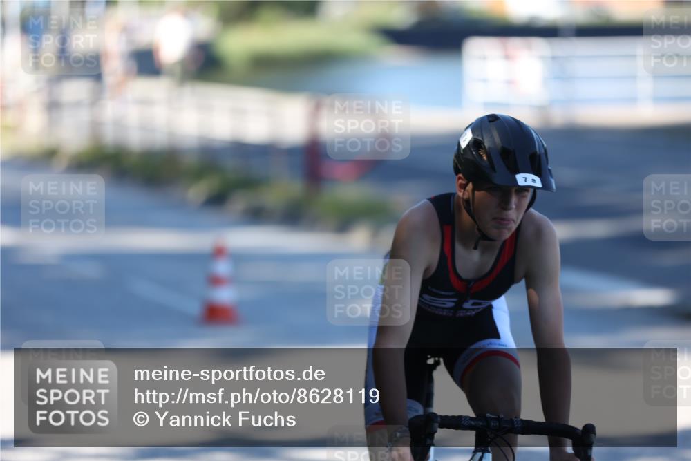 17.08.2025 - KN Förde Triathlon 2025 Yannick Fuchs http://msf.ph/oto/8628119 17.08.2025 14:57:29 Radfahren 7, 8 meine-sportfotos.de