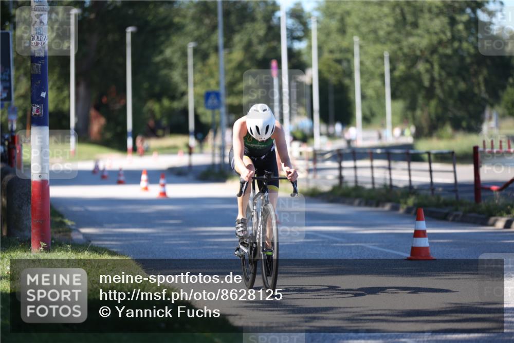 17.08.2025 - KN Förde Triathlon 2025 Yannick Fuchs http://msf.ph/oto/8628125 17.08.2025 15:03:20 Radfahren 35, 18 meine-sportfotos.de