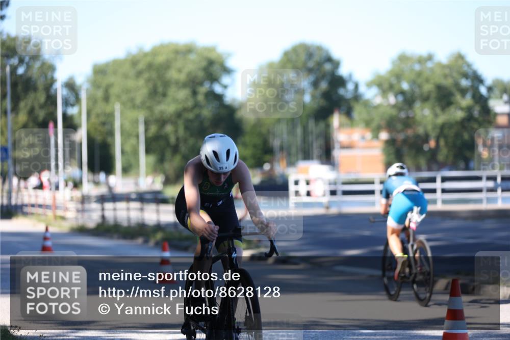 17.08.2025 - KN Förde Triathlon 2025 Yannick Fuchs http://msf.ph/oto/8628128 17.08.2025 15:03:21 Radfahren 35, 18 meine-sportfotos.de