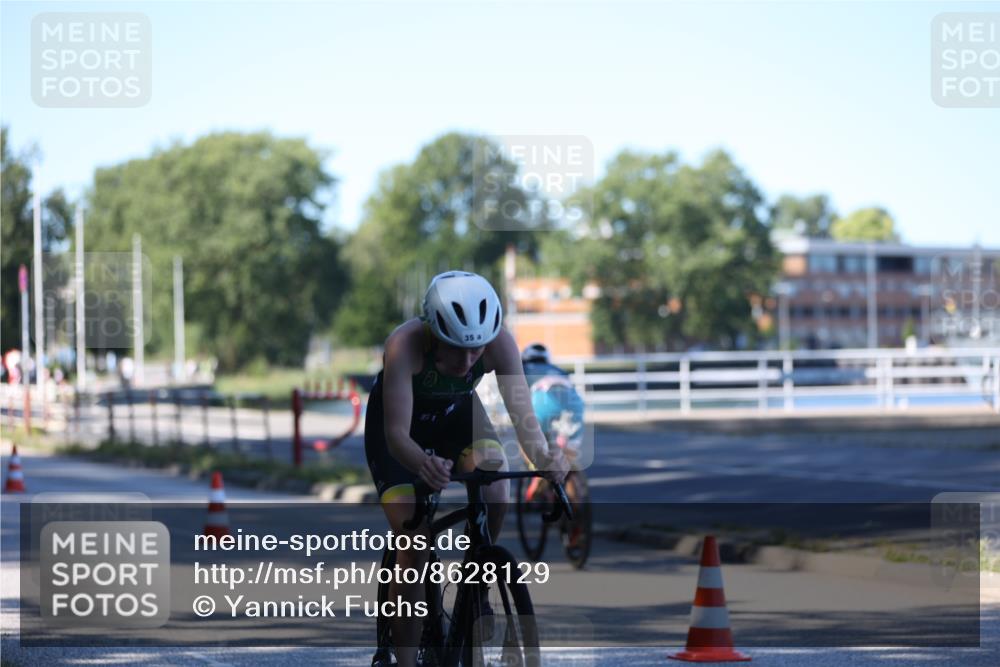 17.08.2025 - KN Förde Triathlon 2025 Yannick Fuchs http://msf.ph/oto/8628129 17.08.2025 15:03:21 Radfahren 35, 18 meine-sportfotos.de