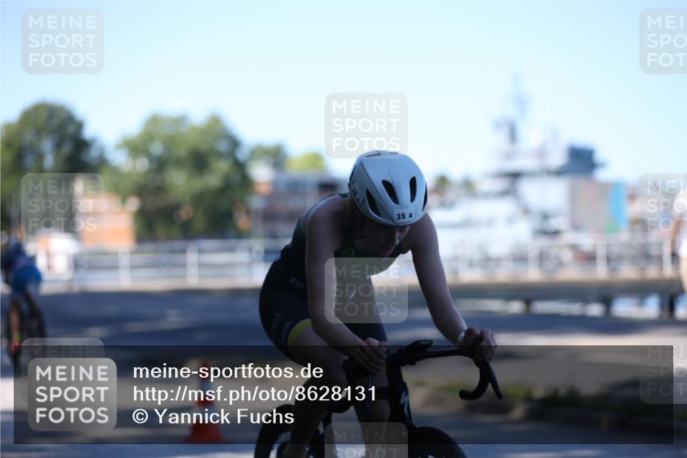 17.08.2025 - KN Förde Triathlon 2025 Yannick Fuchs http://msf.ph/oto/8628131 17.08.2025 15:03:21 Radfahren 35, 18 meine-sportfotos.de