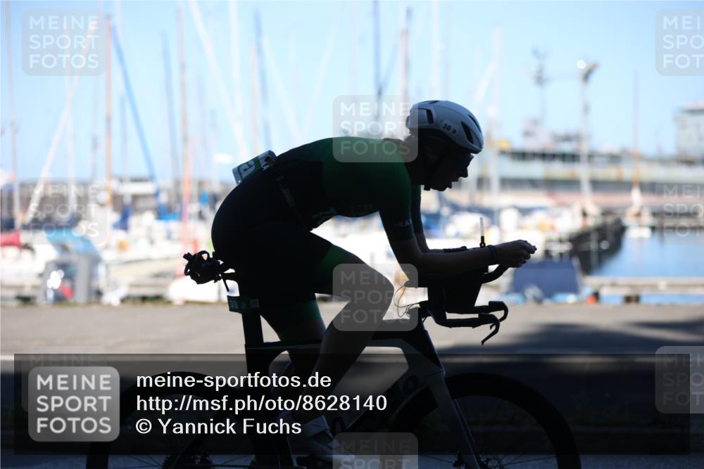 17.08.2025 - KN Förde Triathlon 2025 Yannick Fuchs http://msf.ph/oto/8628140 17.08.2025 15:03:39 Radfahren 22, 25, 30, 36 meine-sportfotos.de