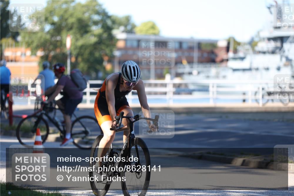 17.08.2025 - KN Förde Triathlon 2025 Yannick Fuchs http://msf.ph/oto/8628141 17.08.2025 15:04:39 Radfahren 21, 27, 34 meine-sportfotos.de