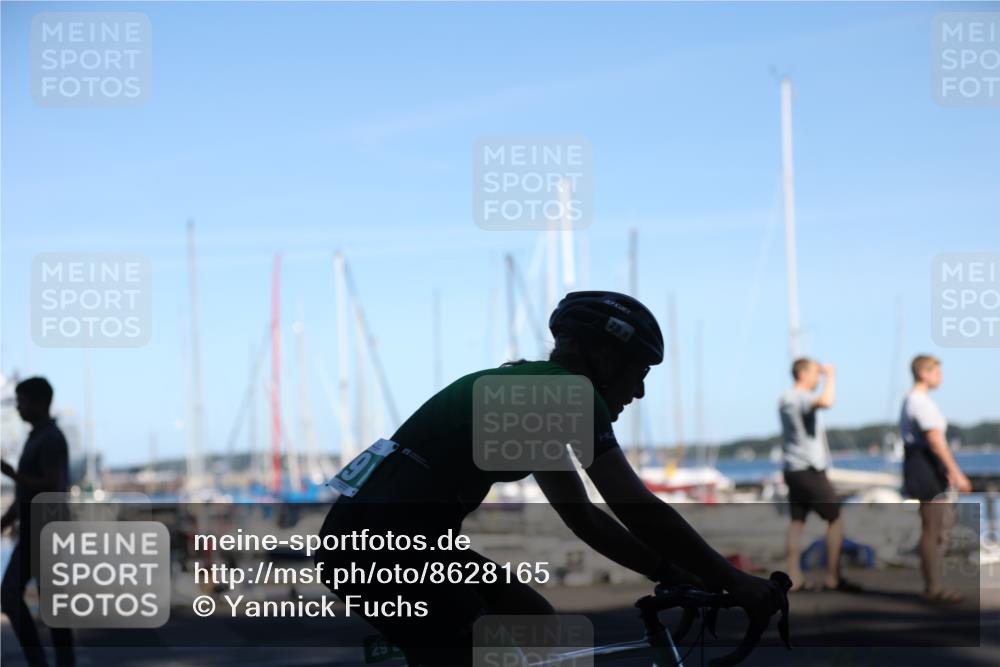 17.08.2025 - KN Förde Triathlon 2025 Yannick Fuchs http://msf.ph/oto/8628165 17.08.2025 15:05:40 Radfahren 19, 29 meine-sportfotos.de