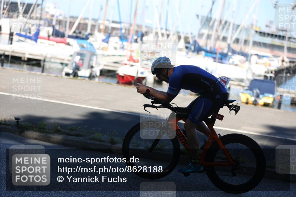 17.08.2025 - KN Förde Triathlon 2025 Yannick Fuchs http://msf.ph/oto/8628188 17.08.2025 15:18:31 Radfahren 6, 9, 6, 9 meine-sportfotos.de