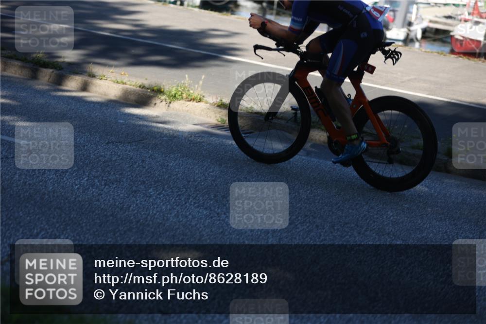 17.08.2025 - KN Förde Triathlon 2025 Yannick Fuchs http://msf.ph/oto/8628189 17.08.2025 15:18:31 Radfahren 6, 9, 6, 9 meine-sportfotos.de