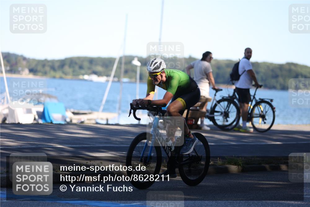 17.08.2025 - KN Förde Triathlon 2025 Yannick Fuchs http://msf.ph/oto/8628211 17.08.2025 15:20:34 Radfahren 2, 12, 5 meine-sportfotos.de