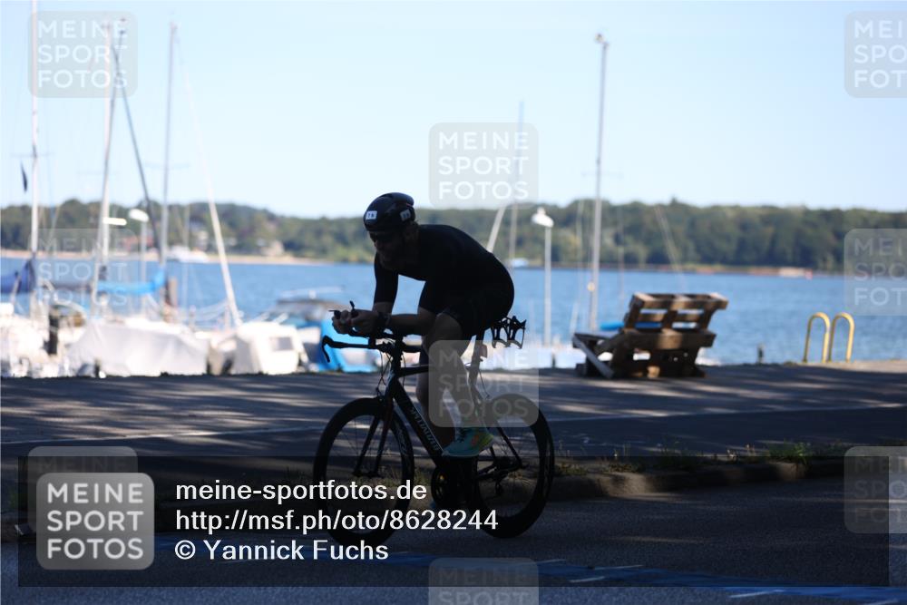 17.08.2025 - KN Förde Triathlon 2025 Yannick Fuchs http://msf.ph/oto/8628244 17.08.2025 15:21:09 Radfahren 7, 14, 15 meine-sportfotos.de