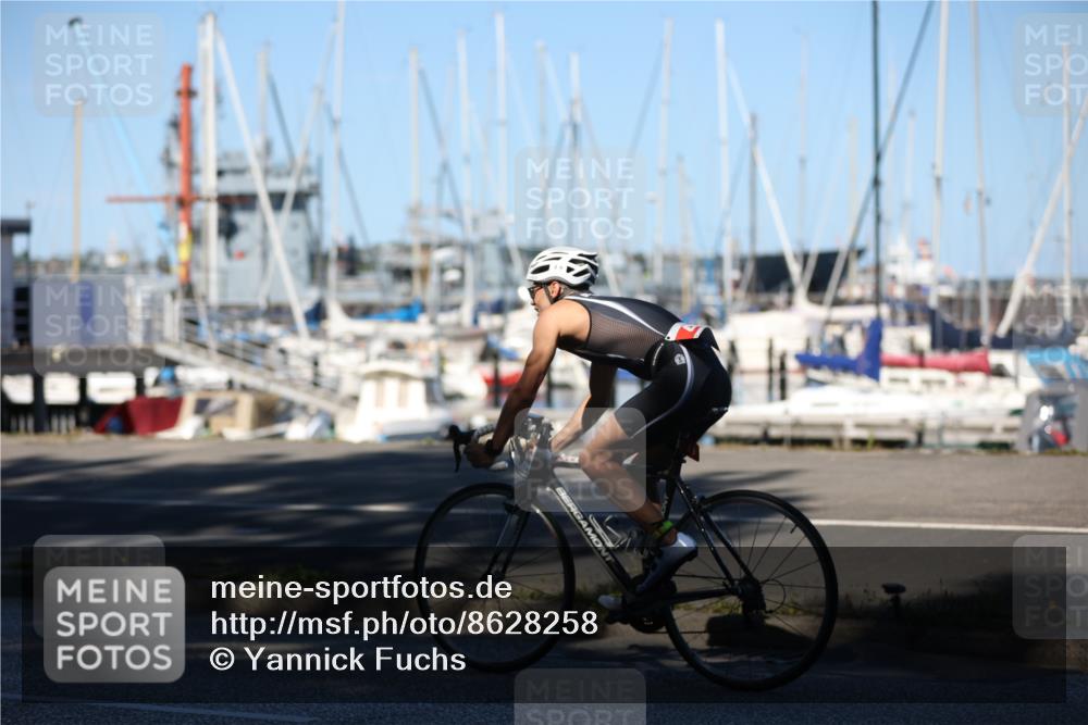 17.08.2025 - KN Förde Triathlon 2025 Yannick Fuchs http://msf.ph/oto/8628258 17.08.2025 15:21:54 Radfahren 4, 5, 8, 12, 4 meine-sportfotos.de