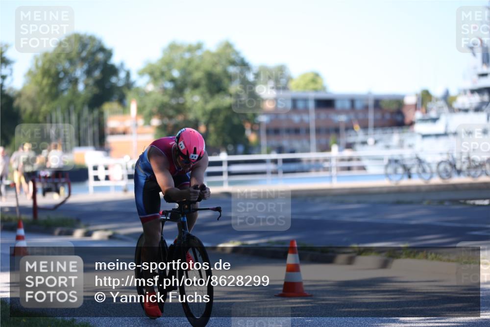 17.08.2025 - KN Förde Triathlon 2025 Yannick Fuchs http://msf.ph/oto/8628299 17.08.2025 15:23:41 Radfahren 8 meine-sportfotos.de