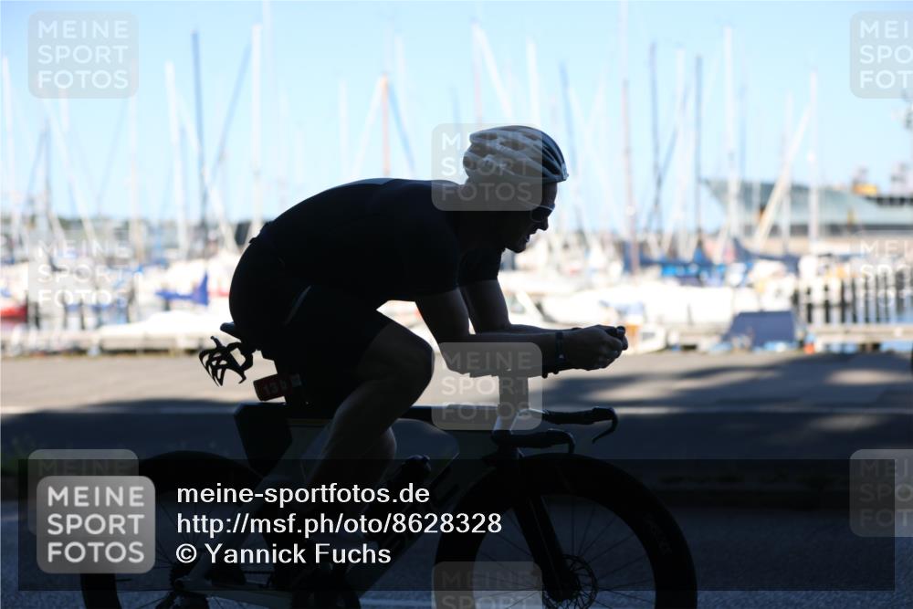 17.08.2025 - KN Förde Triathlon 2025 Yannick Fuchs http://msf.ph/oto/8628328 17.08.2025 15:26:20 Radfahren 13, 31, 33 meine-sportfotos.de