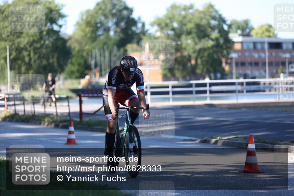 17.08.2025 - KN Förde Triathlon 2025 Yannick Fuchs http://msf.ph/oto/8628333 17.08.2025 15:26:50 Radfahren 17, 32 meine-sportfotos.de