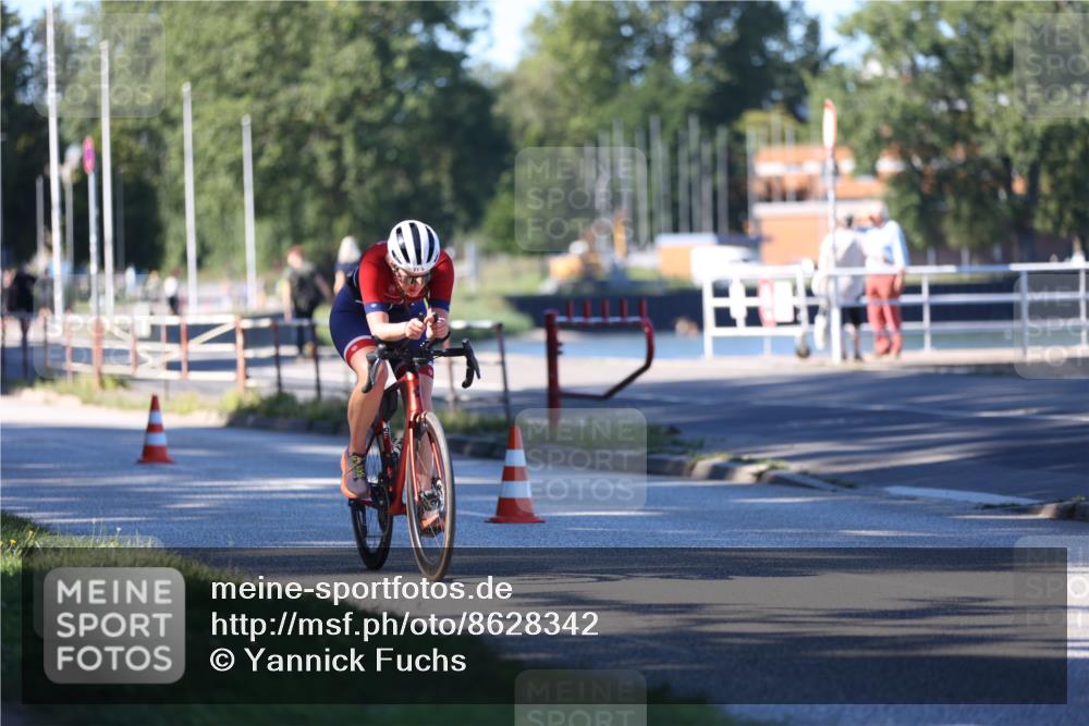 17.08.2025 - KN Förde Triathlon 2025 Yannick Fuchs http://msf.ph/oto/8628342 17.08.2025 15:27:55 Radfahren 31, 35 meine-sportfotos.de