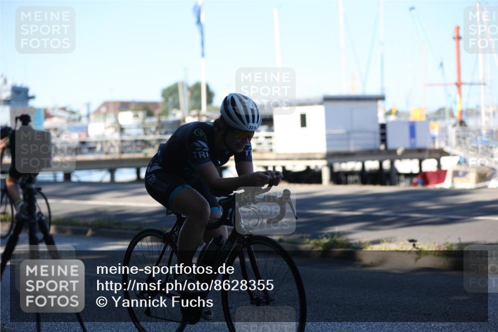 17.08.2025 - KN Förde Triathlon 2025 Yannick Fuchs http://msf.ph/oto/8628355 17.08.2025 15:28:22 Radfahren 32, 22, 24 meine-sportfotos.de