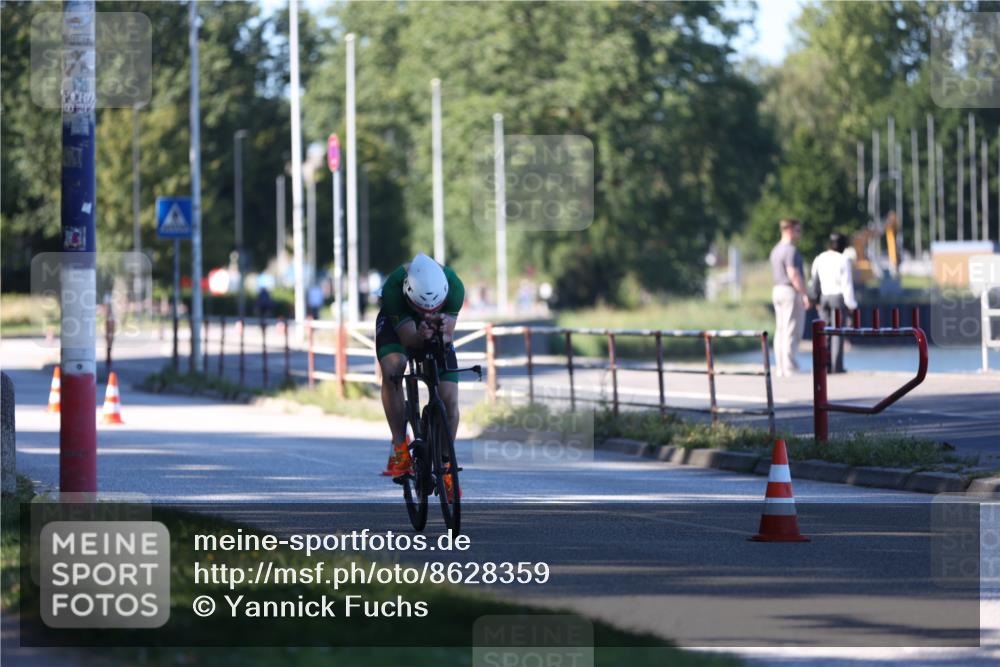 17.08.2025 - KN Förde Triathlon 2025 Yannick Fuchs http://msf.ph/oto/8628359 17.08.2025 15:29:31 Radfahren 35 meine-sportfotos.de