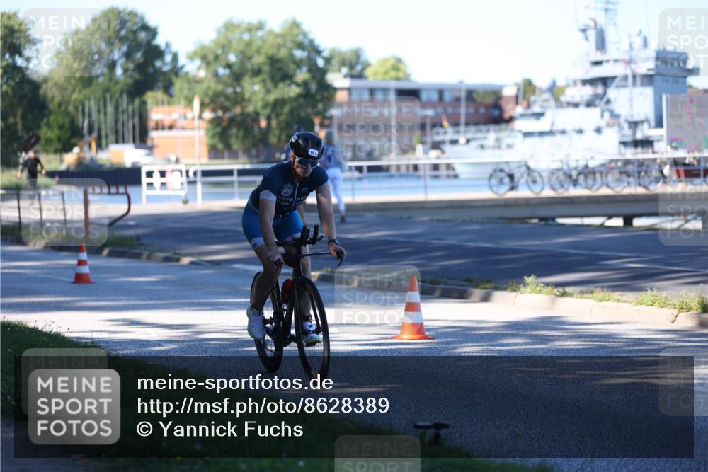 17.08.2025 - KN Förde Triathlon 2025 Yannick Fuchs http://msf.ph/oto/8628389 17.08.2025 15:31:44 Radfahren 18, 27 meine-sportfotos.de