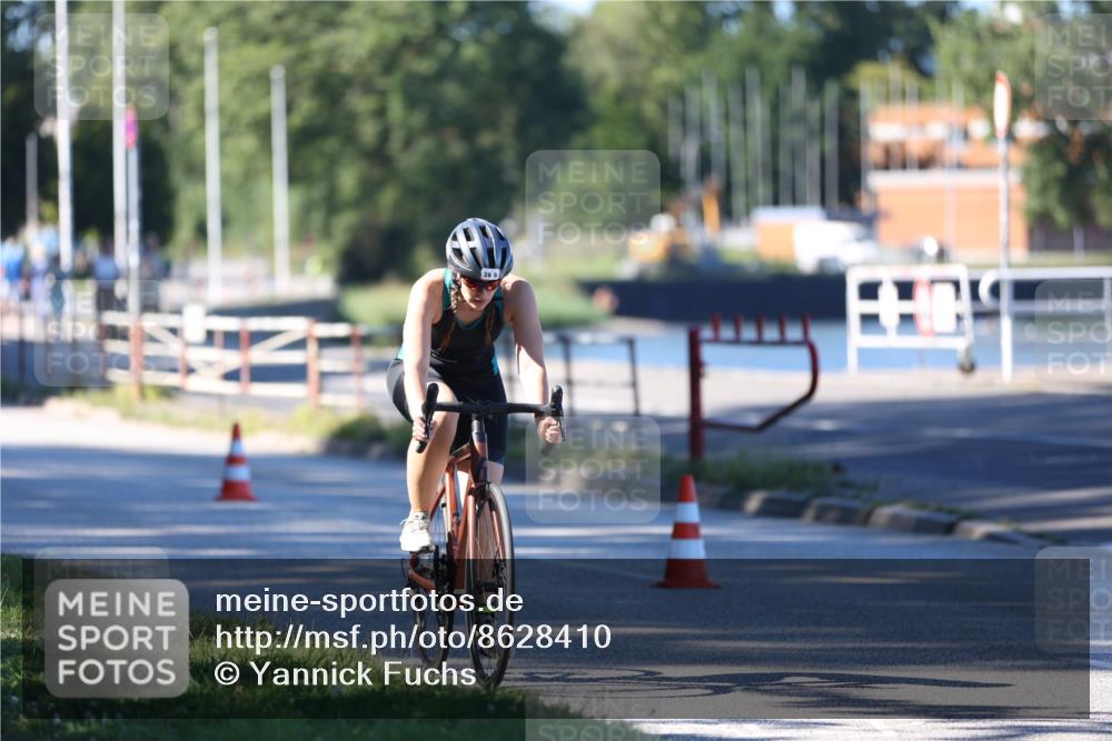 17.08.2025 - KN Förde Triathlon 2025 Yannick Fuchs http://msf.ph/oto/8628410 17.08.2025 15:33:06 Radfahren 20, 29, 36 meine-sportfotos.de