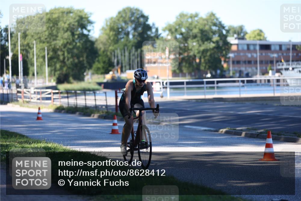 17.08.2025 - KN Förde Triathlon 2025 Yannick Fuchs http://msf.ph/oto/8628412 17.08.2025 15:33:07 Radfahren 20, 29, 36 meine-sportfotos.de