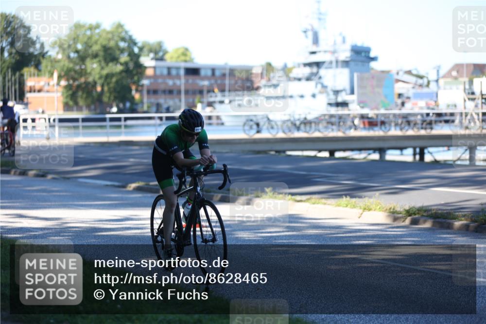 17.08.2025 - KN Förde Triathlon 2025 Yannick Fuchs http://msf.ph/oto/8628465 17.08.2025 15:34:51 Radfahren 26, 29, 20, 34 meine-sportfotos.de