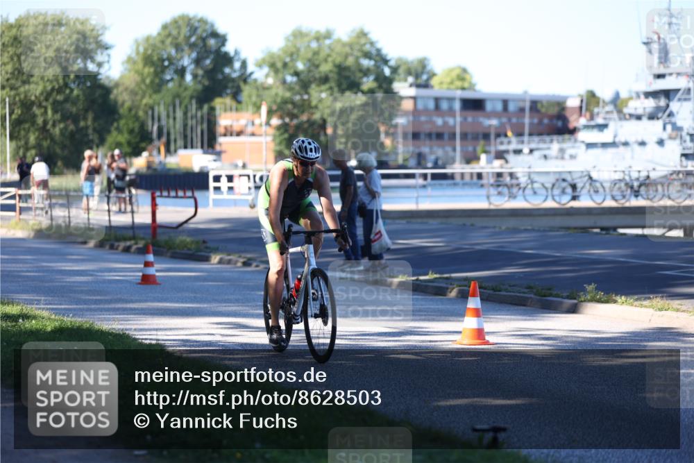 17.08.2025 - KN Förde Triathlon 2025 Yannick Fuchs http://msf.ph/oto/8628503 17.08.2025 15:40:26 Radfahren 19, 16 meine-sportfotos.de