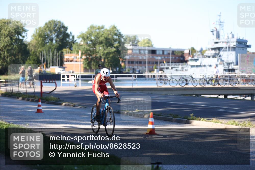 17.08.2025 - KN Förde Triathlon 2025 Yannick Fuchs http://msf.ph/oto/8628523 17.08.2025 15:41:42 Radfahren 16 meine-sportfotos.de