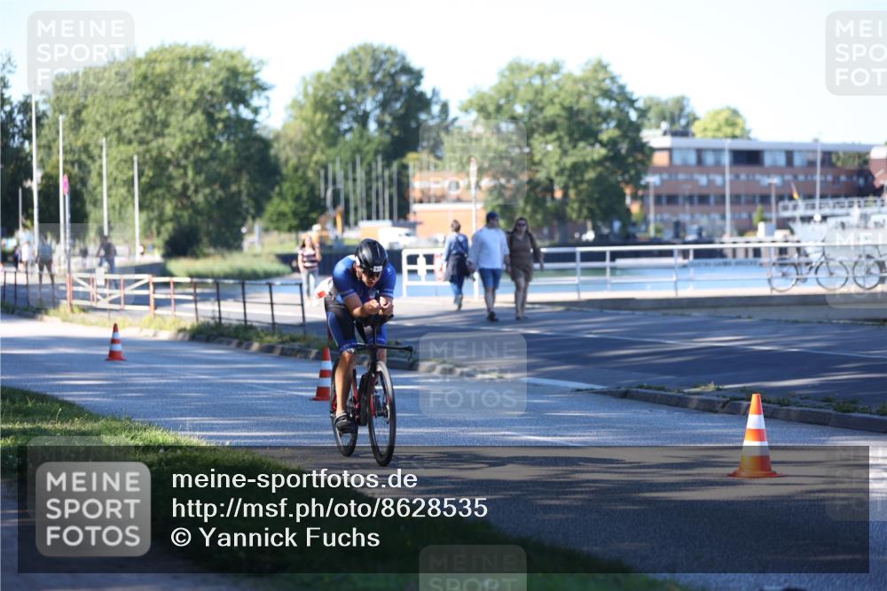 17.08.2025 - KN Förde Triathlon 2025 Yannick Fuchs http://msf.ph/oto/8628535 17.08.2025 15:44:28 Radfahren 6 meine-sportfotos.de