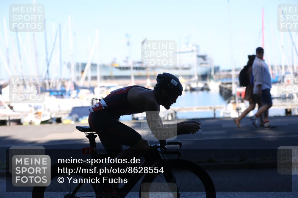 17.08.2025 - KN Förde Triathlon 2025 Yannick Fuchs http://msf.ph/oto/8628554 17.08.2025 15:45:11 Radfahren 2, 10 meine-sportfotos.de