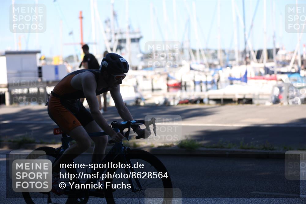17.08.2025 - KN Förde Triathlon 2025 Yannick Fuchs http://msf.ph/oto/8628564 17.08.2025 15:47:32 Radfahren 12, 15 meine-sportfotos.de