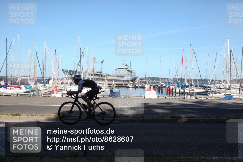 17.08.2025 - KN Förde Triathlon 2025 Yannick Fuchs http://msf.ph/oto/8628607 17.08.2025 14:54:37 Radfahren  meine-sportfotos.de