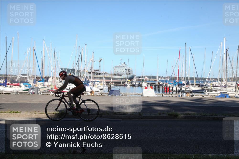 17.08.2025 - KN Förde Triathlon 2025 Yannick Fuchs http://msf.ph/oto/8628615 17.08.2025 14:55:26 Radfahren  meine-sportfotos.de