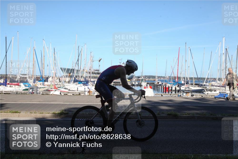 17.08.2025 - KN Förde Triathlon 2025 Yannick Fuchs http://msf.ph/oto/8628638 17.08.2025 14:57:31 Radfahren  meine-sportfotos.de