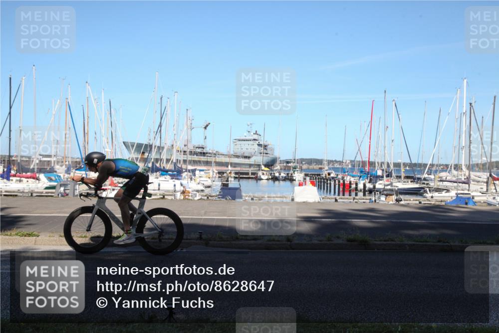 17.08.2025 - KN Förde Triathlon 2025 Yannick Fuchs http://msf.ph/oto/8628647 17.08.2025 15:00:59 Radfahren  meine-sportfotos.de