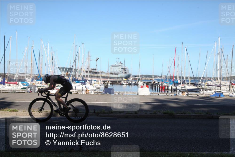 17.08.2025 - KN Förde Triathlon 2025 Yannick Fuchs http://msf.ph/oto/8628651 17.08.2025 15:01:56 Radfahren  meine-sportfotos.de