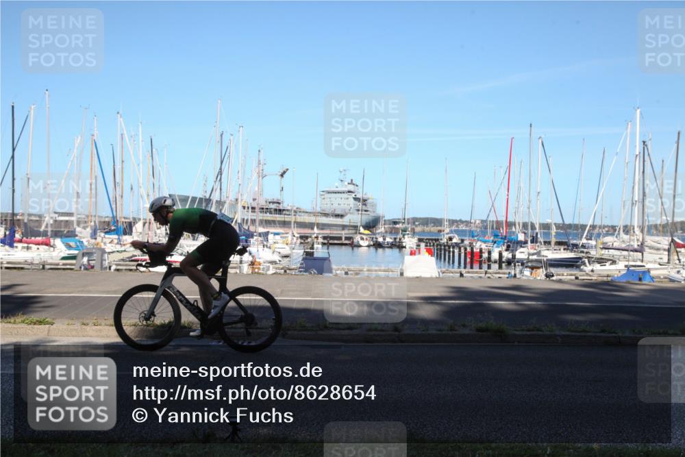17.08.2025 - KN Förde Triathlon 2025 Yannick Fuchs http://msf.ph/oto/8628654 17.08.2025 15:02:06 Radfahren  meine-sportfotos.de