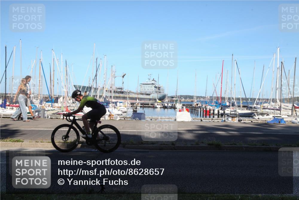 17.08.2025 - KN Förde Triathlon 2025 Yannick Fuchs http://msf.ph/oto/8628657 17.08.2025 15:02:41 Radfahren  meine-sportfotos.de