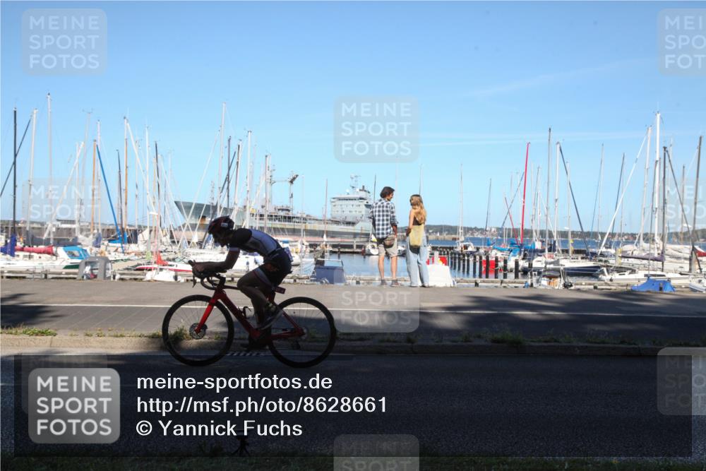17.08.2025 - KN Förde Triathlon 2025 Yannick Fuchs http://msf.ph/oto/8628661 17.08.2025 15:02:57 Radfahren  meine-sportfotos.de