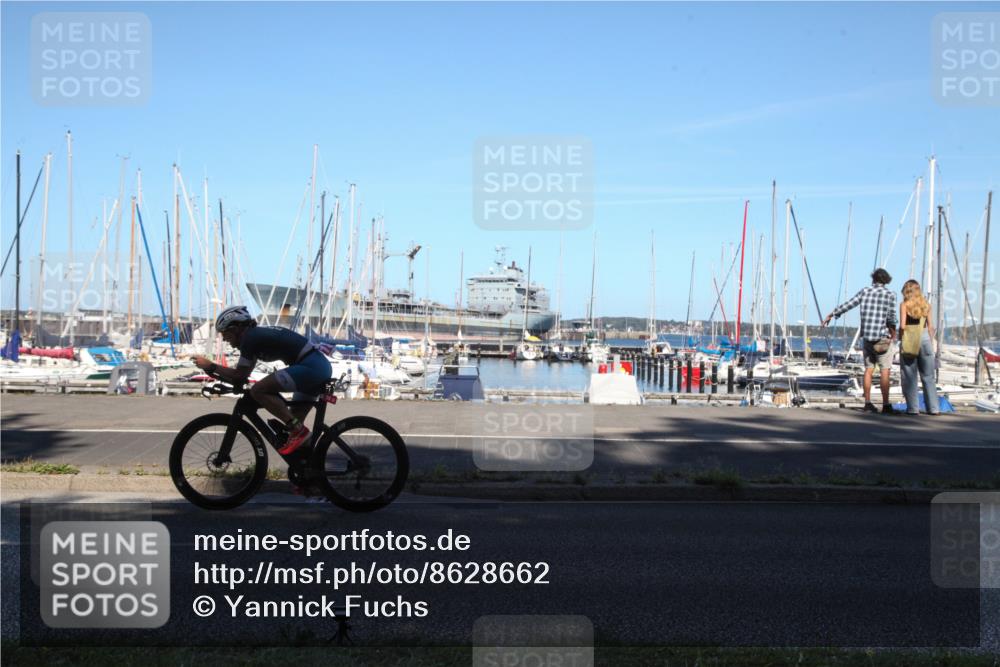 17.08.2025 - KN Förde Triathlon 2025 Yannick Fuchs http://msf.ph/oto/8628662 17.08.2025 15:03:19 Radfahren  meine-sportfotos.de