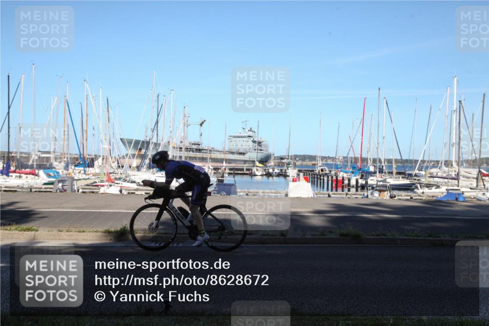 17.08.2025 - KN Förde Triathlon 2025 Yannick Fuchs http://msf.ph/oto/8628672 17.08.2025 15:04:17 Radfahren  meine-sportfotos.de